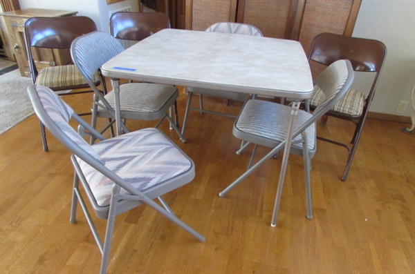 VINYL TOP CARD TABLE & 8 FOLDING CHAIRS WITH PADDED SEATS
