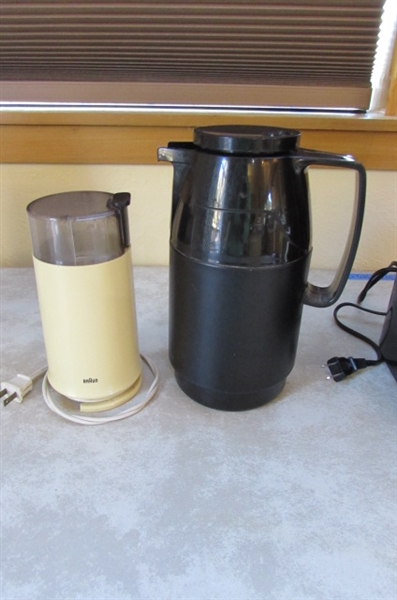 CUISINART 6 QUART PRESSURE COOKER, MR COFFEE COFFEE MAKER & BRAUN COFFEE GRINDER & CARAFE