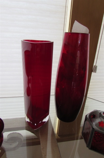 VINTAGE CRANBERRY GLASS PITCHER & OTHER RUBY RED GLASS PIECES