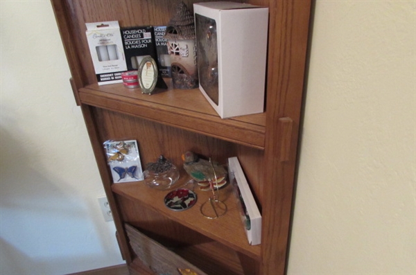 WOOD CORNER SHELF (CONTENTS NOT INCLUDED)