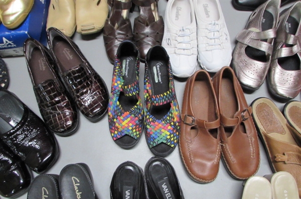 OVER 2 DOZEN PAIRS OF WOMENS SHOES