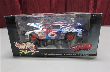 1999 HOT WHEELS RACING #6 MARK MARTIN COLLECTIBLE DIE CAST RACE CAR