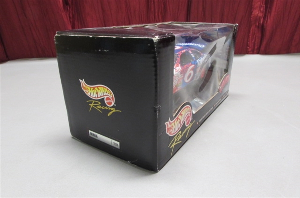 1999 HOT WHEELS RACING #6 MARK MARTIN COLLECTIBLE DIE CAST RACE CAR