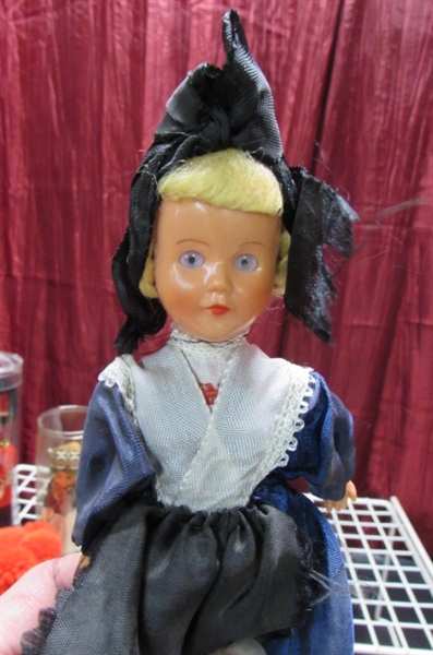 COLLECTION OF VINTAGE DOLLIES FROM AROUND THE WORLD