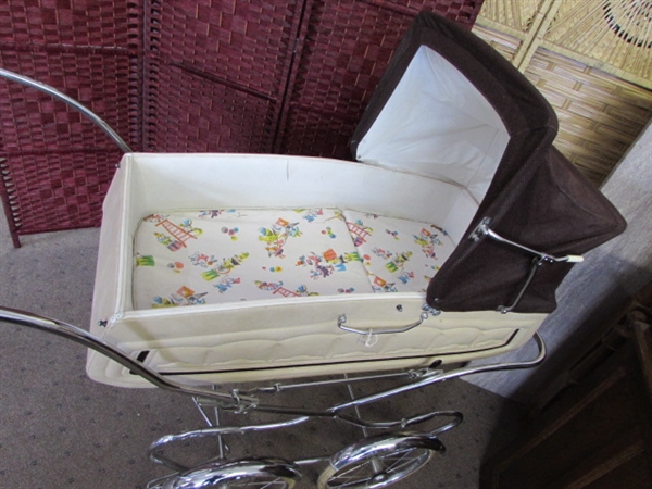 VINTAGE BABY BUGGY