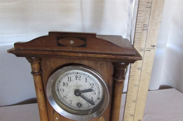 ANTIQUE CLOCK AND MANTLE CLOCK WITH KEYS