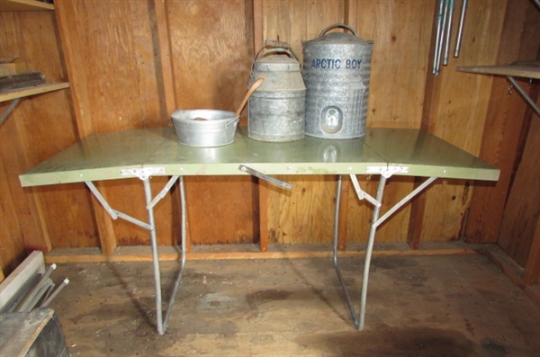 VINTAGE TRI FOLD METAL TABLE & GALVANIZED BUCKETS/TUBS