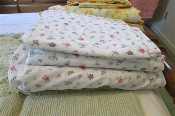MANY SIZES OF SHEETS & TOWELS
