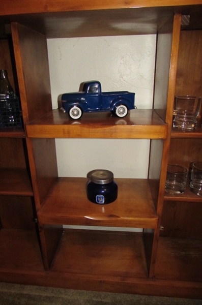 STUNNING 'BAR' HUTCH - MATCHES HUTCH IN LOT #45