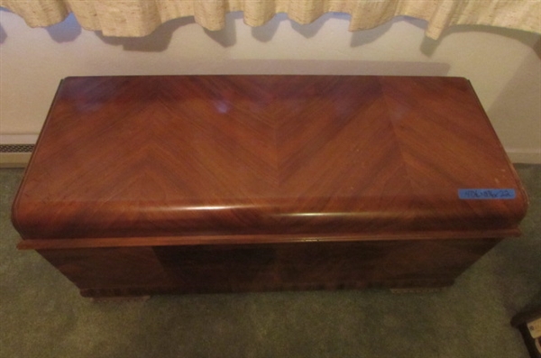 VINTAGE/ANTIQUE 'LANE' WATERFALL CEDAR CHEST WITH TRAY