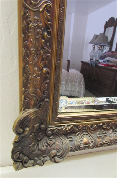 BEAUTIFUL ANTIQUE BEVELED GLASS WALL MIRROR