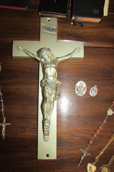 ROSARIES, DEVOTIONAL, POCKET BIBLES & STATUES