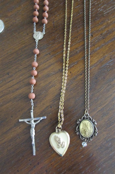 ROSARIES, DEVOTIONAL, POCKET BIBLES & STATUES