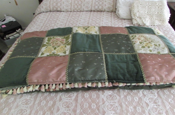 ELEGANT KING QUILTED COMFORTER, VINTAGE BEDSPREAD & CROCHETED THROW