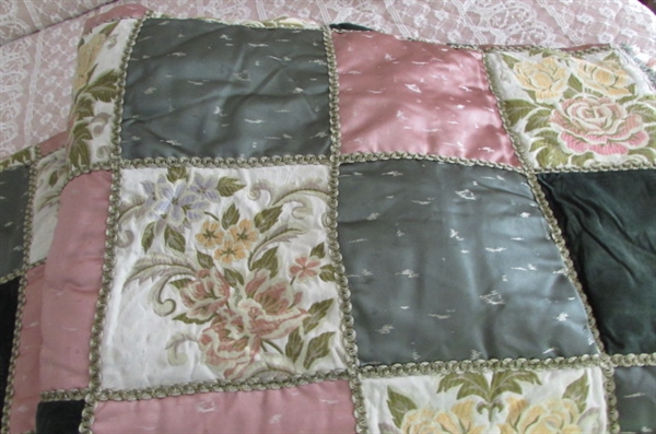 ELEGANT KING QUILTED COMFORTER, VINTAGE BEDSPREAD & CROCHETED THROW