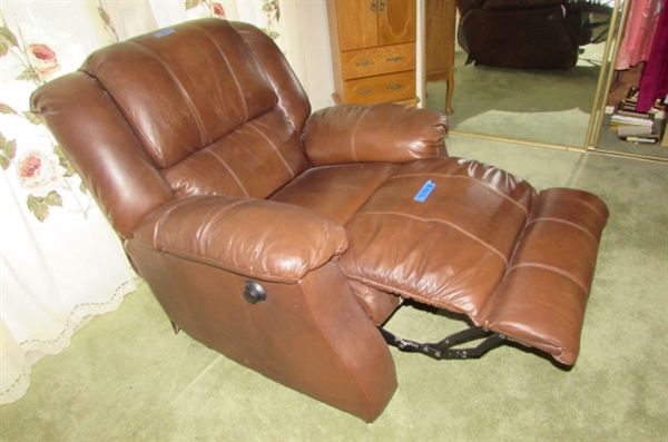 DARK BROWN BERKLINE LEATHER RECLINER