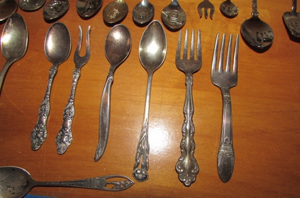 LARGE COLLECTION OF SOUVENIR SPOONS & BABY UTENSILS