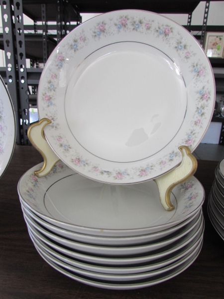 SET OF ROSEMARY CHINA