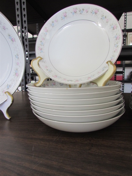 SET OF ROSEMARY CHINA