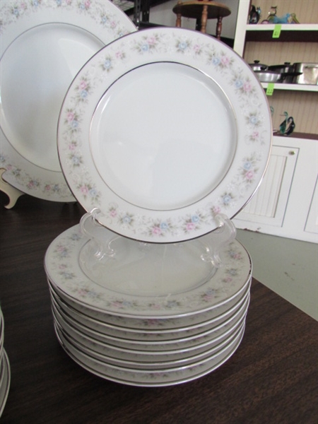 SET OF ROSEMARY CHINA