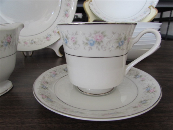 SET OF ROSEMARY CHINA