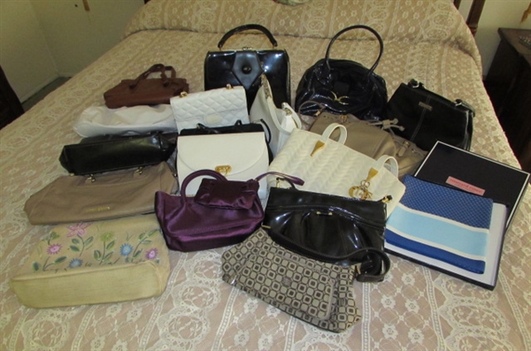 LARGE ASSORTMENT OF LADIES PURSES, HANDBAGS & CLUTCHES - VINTAGE TO MODERN