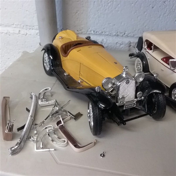 VINTAGE LOOKING METAL CARS, MODELS, AND PIECES IN KITS