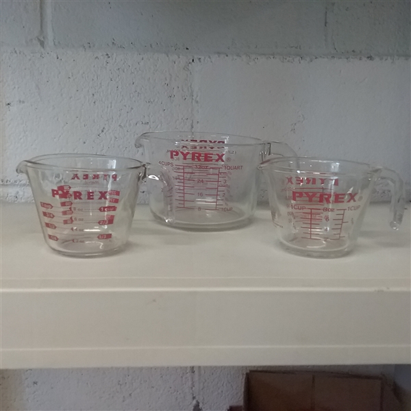 PITCHERS, CREAMER, AND PYREX MEASURING CUPS