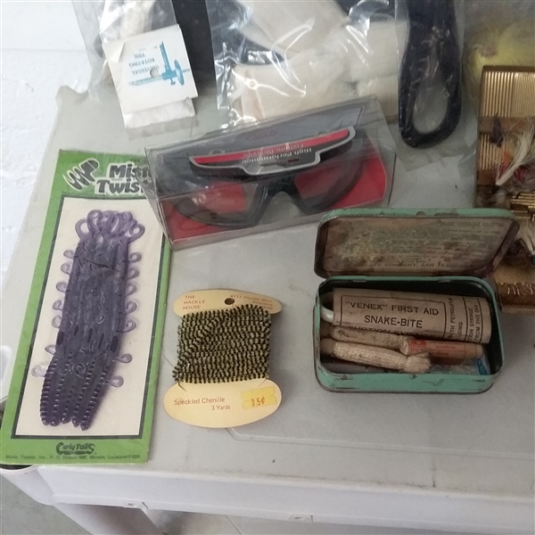 FLY TYING SUPPLIES 