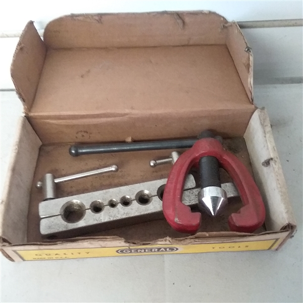 PIPE WRENCHES, PIPE CUTTER & MORE