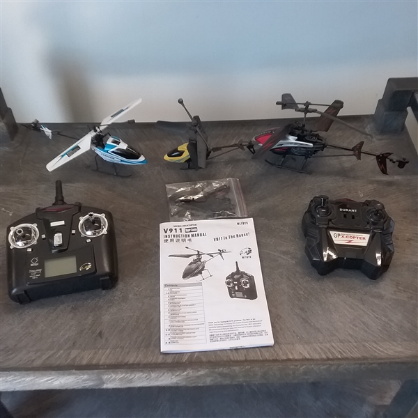 REMOTE CONTROL HELOCOPTERS FOR PARTS OR REPAIR