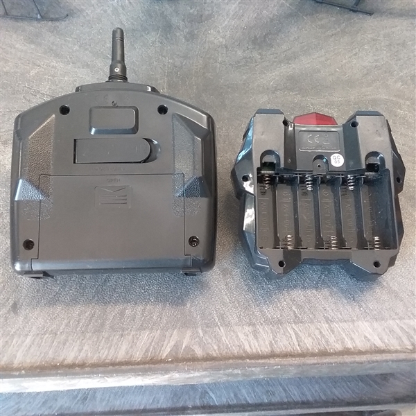 REMOTE CONTROL HELOCOPTERS FOR PARTS OR REPAIR