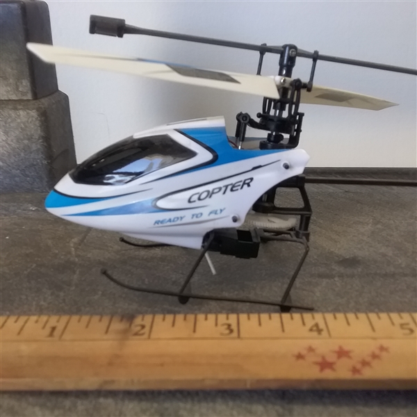 REMOTE CONTROL HELOCOPTERS FOR PARTS OR REPAIR