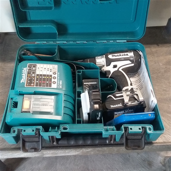 MAKITA CORDLESS DRILL WITH 18V LITHIUM ION BATTERY  & CHARGER