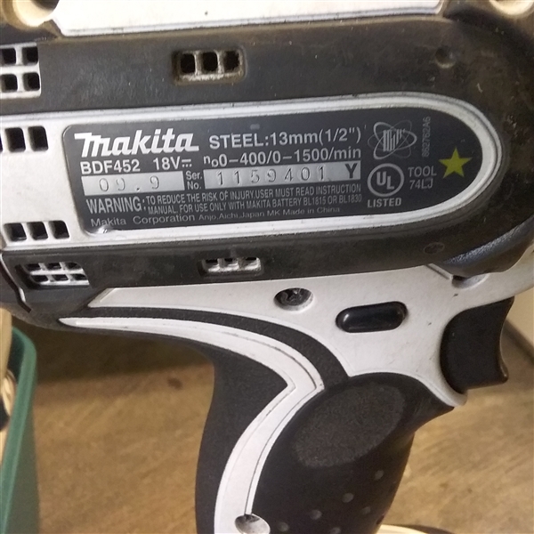 MAKITA CORDLESS DRILL WITH 18V LITHIUM ION BATTERY  & CHARGER