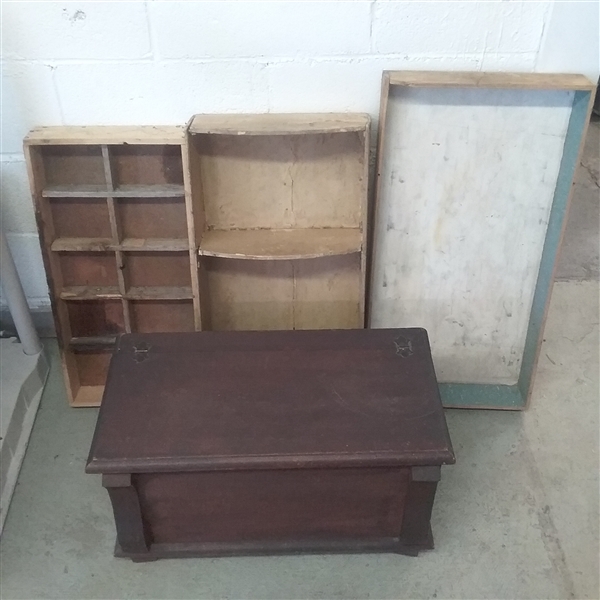 VINTAGE SMALL WOOD CHEST AND INSERTS