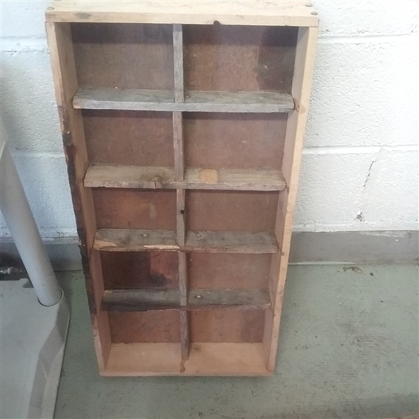 VINTAGE SMALL WOOD CHEST AND INSERTS