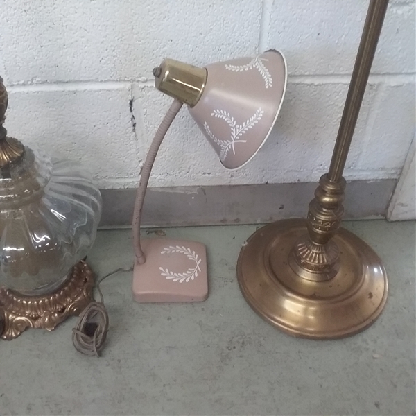 VINTAGE FLOOR LAMPS & TABLE LAMPS