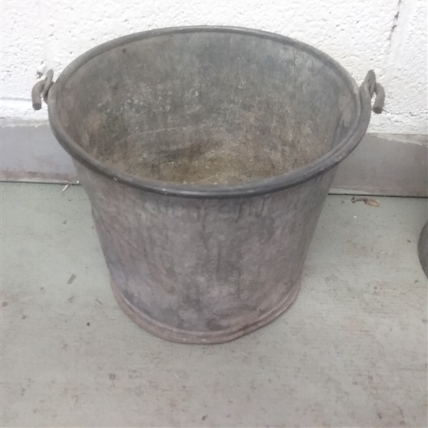 VINTAGE METAL BUCKETS AND METAL PIECES