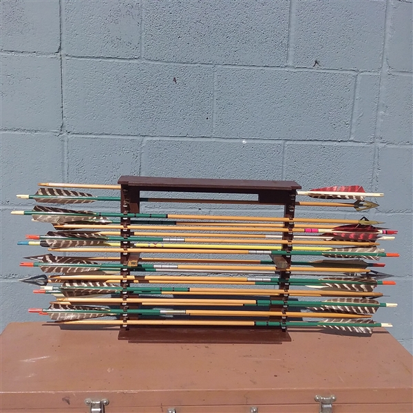 RECURVE BOW AND ARROW LOT