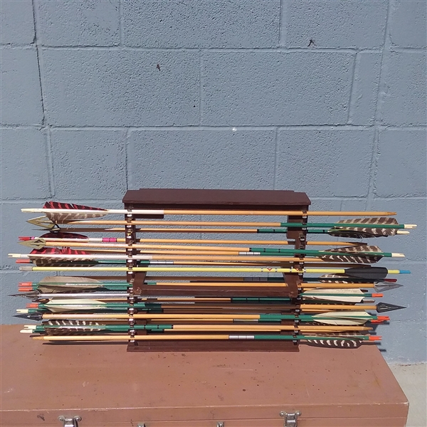 RECURVE BOW AND ARROW LOT