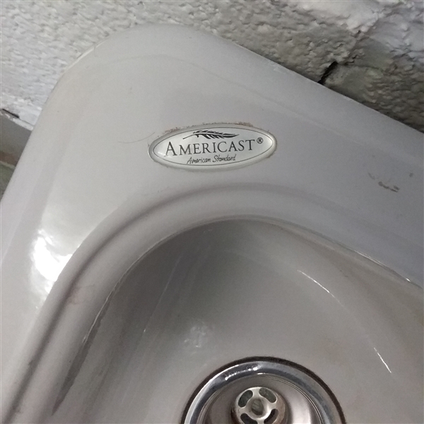 AMERICAST SINK