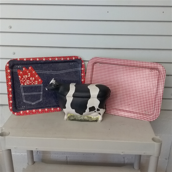 VINTAGE SAKURA  COOKIE JAR  & METAL LAP TRAYS