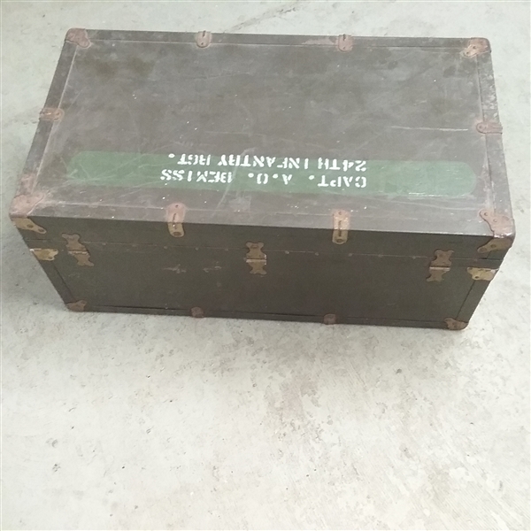 VINTAGE MILITARY TRUNK WITH INSERT