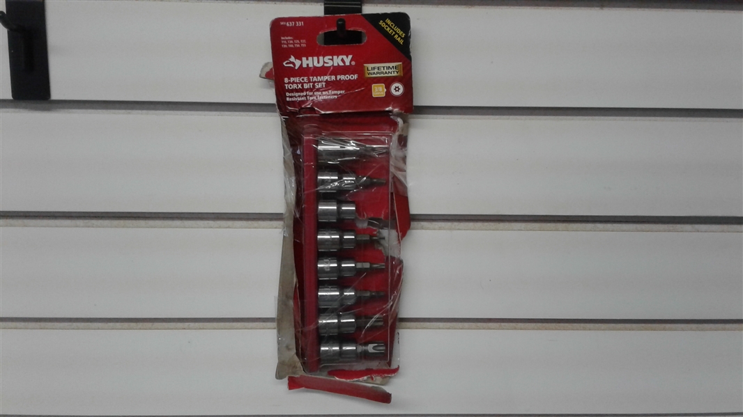 HUSKY 8 PIECE TAMPER PROOF TORX BIT SET 3/8