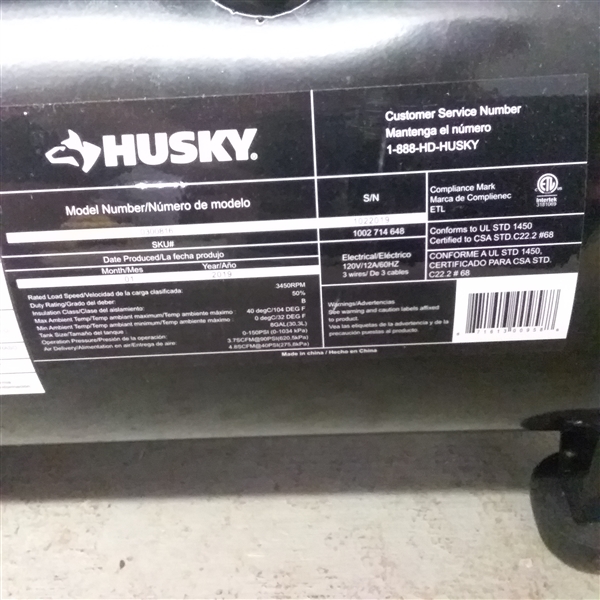 HUSKY 8GAL 150 PSI HOTDOG AIR COMPRESSOR