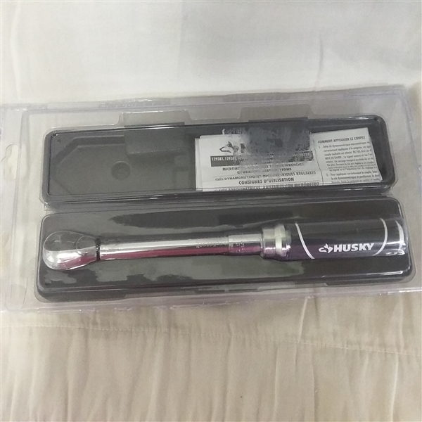 HUSKY 1/4 TORQUE WRENCH 