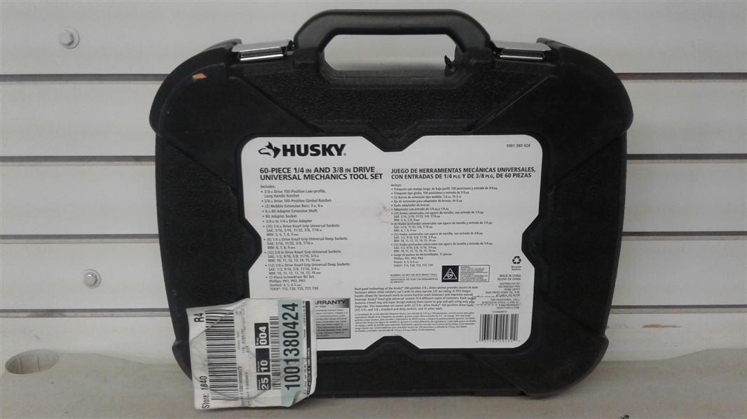 HUSKY 60 PIECE  1/4IN AND 3/8IN DRIVE UNIVERSAL MECHANICS TOOL SET