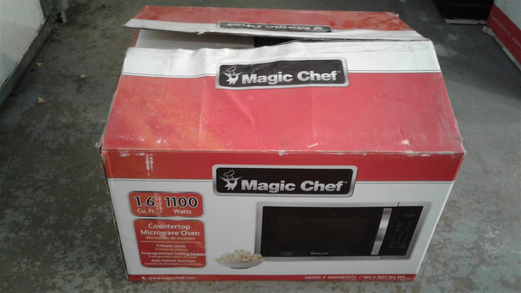 MAGIC CHEF 1.6 CU FT COUNTERTOP MICROWAVE