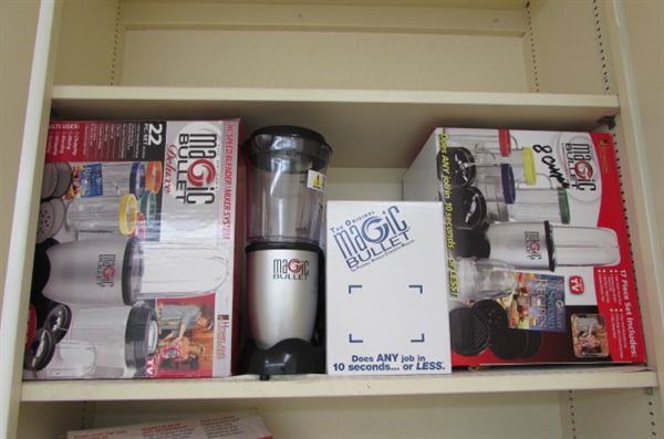 MAGIC BULLET POWER BASE AND ACCESSORIES 